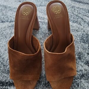 Vince Camuto Women's Tan Suede Heels